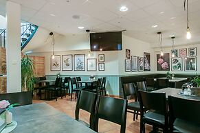 First Hotel Brommaplan