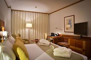 Senator Parque Central Hotel