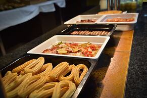 Senator Parque Central Hotel