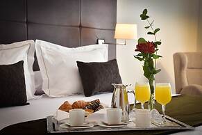 Senator Parque Central Hotel