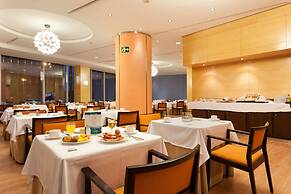 Senator Parque Central Hotel