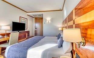 Senator Parque Central Hotel