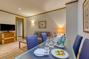 Senator Parque Central Hotel