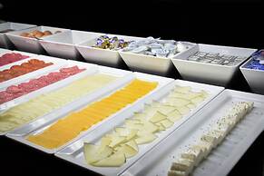 Senator Parque Central Hotel