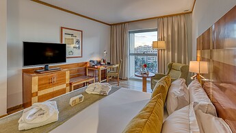 Senator Parque Central Hotel