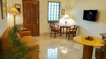 Club Bali Family Suites @Legian Beach