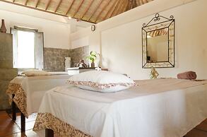 Club Bali Family Suites @Legian Beach