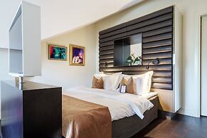 Berns, Historical Boutique Hotel & House of Entertainment since 1863