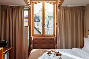 Berns, Historical Boutique Hotel & House of Entertainment since 1863