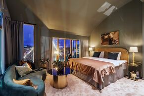 Berns, Historical Boutique Hotel & House of Entertainment since 1863