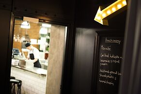 Home Hotel Temperance