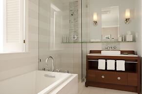 Casa Madrona Hotel & Spa