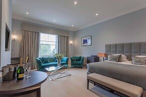 Oatlands Park Hotel