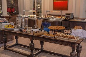 Oatlands Park Hotel