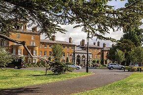 Oatlands Park Hotel