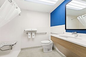 Spark by Hilton Wichita East