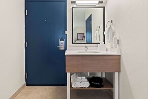 Spark by Hilton Wichita East