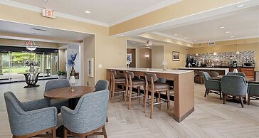 Best Western Plus Hannaford Inn & Suites