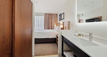 Best Western Plus Hannaford Inn & Suites
