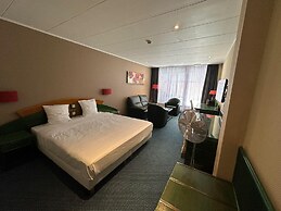 B&B HOTEL Mons Centre