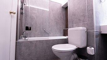 B&B HOTEL Mons Centre