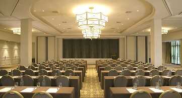 InterContinental Chantilly Chateau Mont Royal by IHG