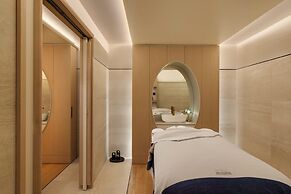 InterContinental Chantilly Chateau Mont Royal by IHG