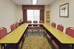 Country Inn & Suites by Radisson, Big Flats (Elmira), NY