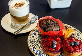 Eurostars Puerta Real Hotel