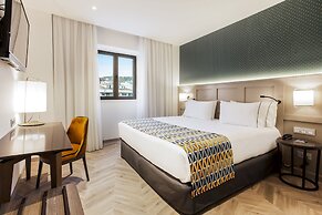 Eurostars Puerta Real Hotel