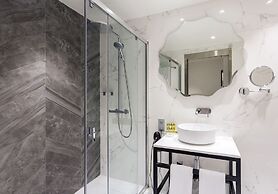 Eurostars Puerta Real Hotel