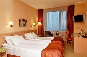 Don Plaza Congress Hotel