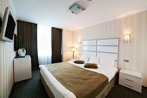 Don Plaza Congress Hotel