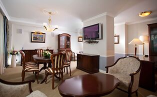 Don Plaza Congress Hotel