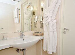 Don Plaza Congress Hotel