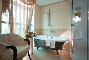 Don Plaza Congress Hotel