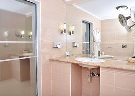 Don Plaza Congress Hotel