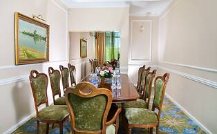 Don Plaza Congress Hotel