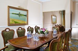 Don Plaza Congress Hotel