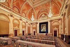 The College Green Hotel Dublin, Autograph Collection