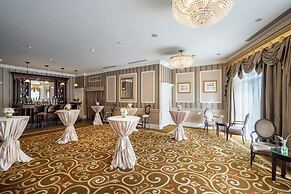 The College Green Hotel Dublin, Autograph Collection