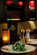 The College Green Hotel Dublin, Autograph Collection