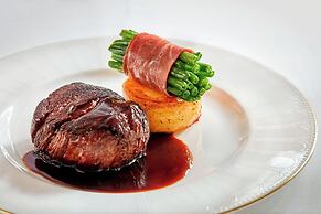 The College Green Hotel Dublin, Autograph Collection