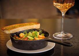 The College Green Hotel Dublin, Autograph Collection