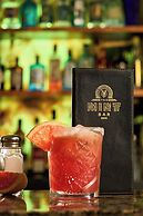 The College Green Hotel Dublin, Autograph Collection