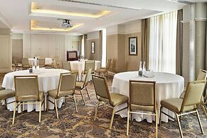 The College Green Hotel Dublin, Autograph Collection