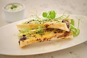 The College Green Hotel Dublin, Autograph Collection