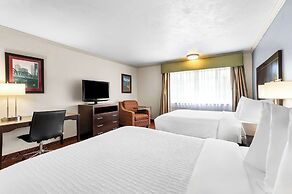 Best Western Plus Parkway Inn