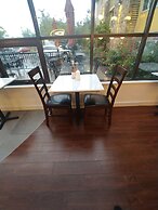 Best Western Plus Parkway Inn