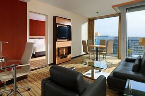 Courtyard by Marriott Düsseldorf Hafen